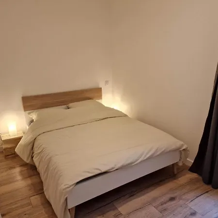 Logement de caractère en haute ville de Quimperlé Extérieur photo