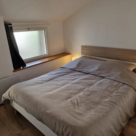 Logement de caractère en haute ville de Quimperlé Extérieur photo