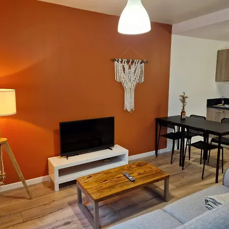 Logement de caractère en haute ville de Quimperlé Extérieur photo