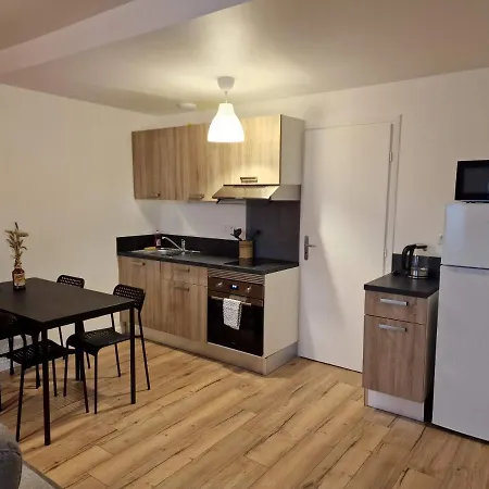 Logement de caractère en haute ville de Quimperlé Extérieur photo