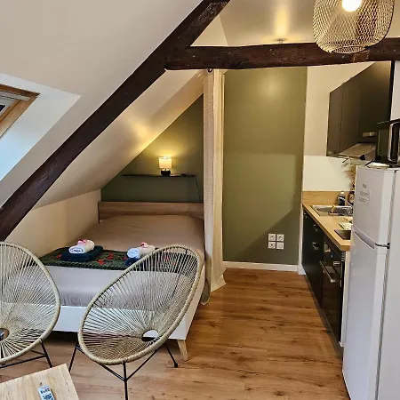 Logement de caractère en haute ville de Quimperlé Extérieur photo