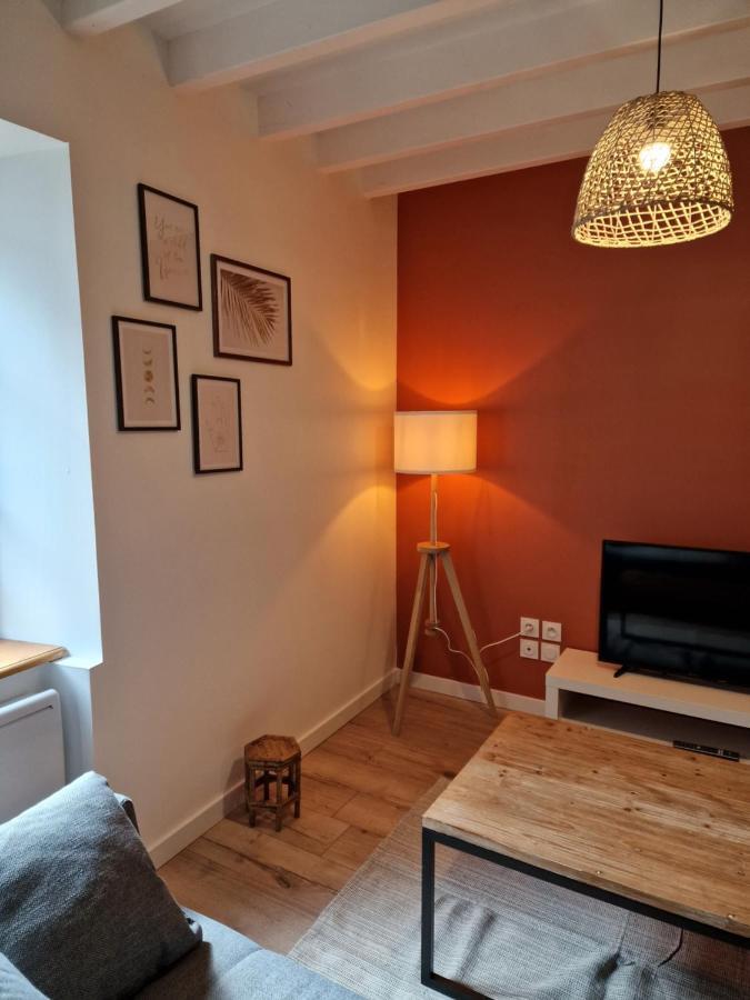 Appartement De Caractère En Haute De *